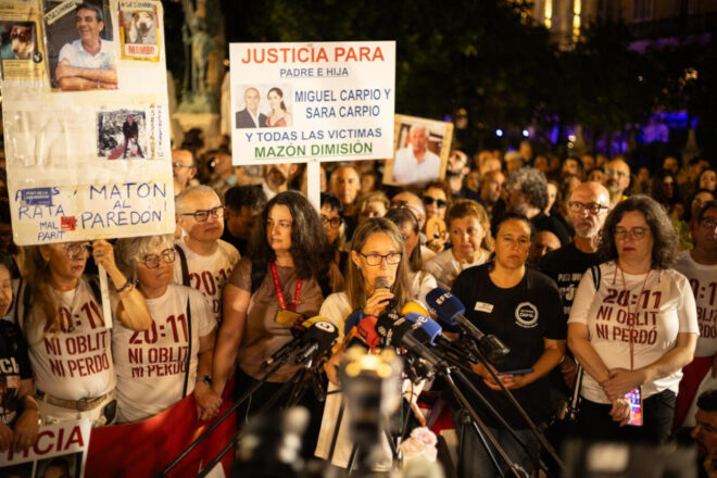 Víctimes de la gota freda reclamen a la Generalitat que les indemnitze i assumesquen la seua responsabilitat