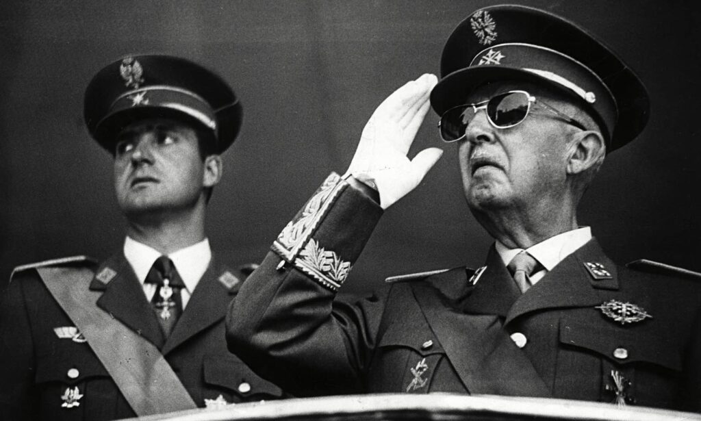 Franquisme persistent o mala herba mai no mor