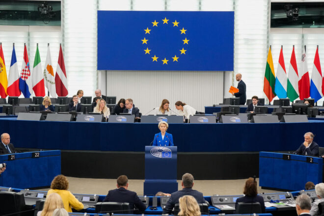 Von der Leyen acusa Rússia de desestabilitzar la Unió Europea amb atacs híbrids