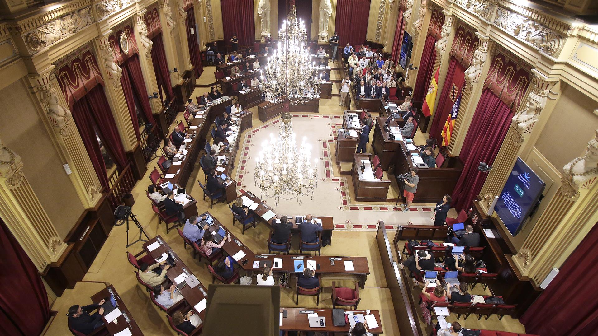 Vista general del parlament balear durant la segona jornada del debat de política general, el 8 d'octubre de 2025, a Palma (Mallorca).