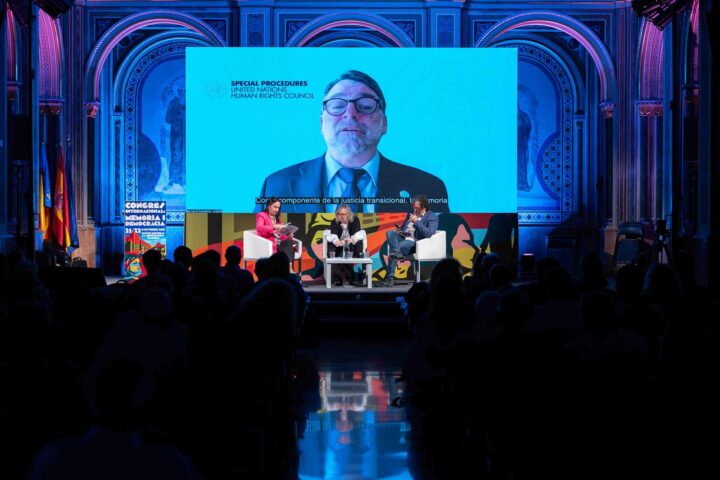 El relator especial sobre la veritat, la justícia i la reparació de les Nacions Unides, Bernard Duhaime, participa en el congrés 'Memòria i Democràcia', organitzat per la diputació de València