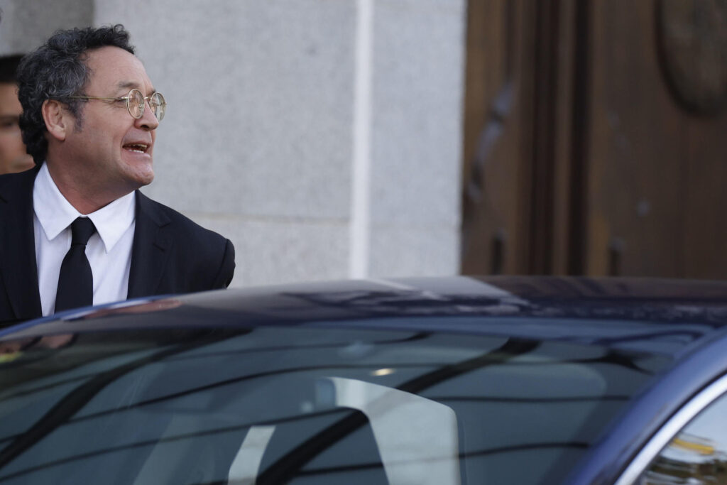 Els agents de l’UCO defensen al Suprem el “buidatge total” dels dispositius del fiscal general