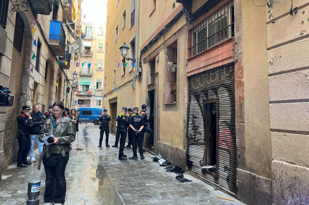 Detinguts i deu narcopisos clausurats en un macrodispositiu policíac a Barcelona