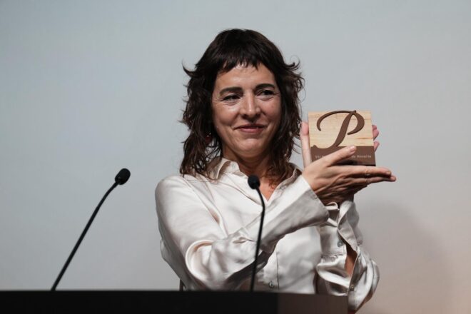 Núria Cadenes guanya el premi Proa amb una novel·la plena de pulsió ètica