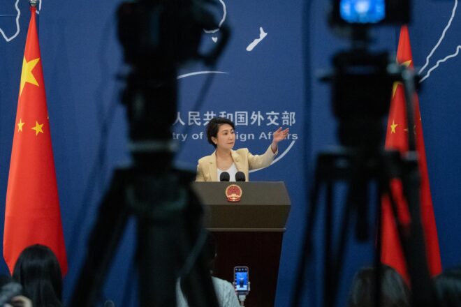 La Xina i el Japó acaben una reunió “tibant” per la crisi de Taiwan