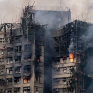Per què la metròpolis d’Hong Kong continua fent servir bastides de bambú tradicionals