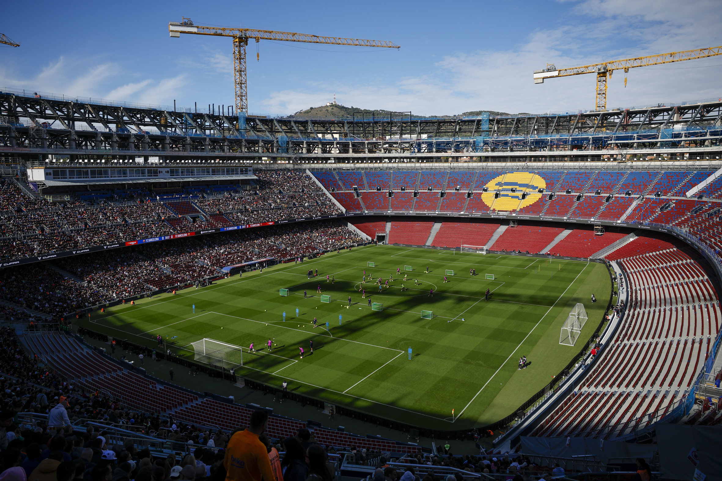 El Camp Nou serà l'escenari des d'on sortirà la flama el 22 d'abril (fotografia: EFE/ Alberto Estévez.)