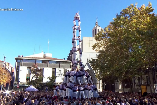 [VÍDEO] Èxtasi a Terrassa pel 3 de 10 amb folre i manilles dels Minyons