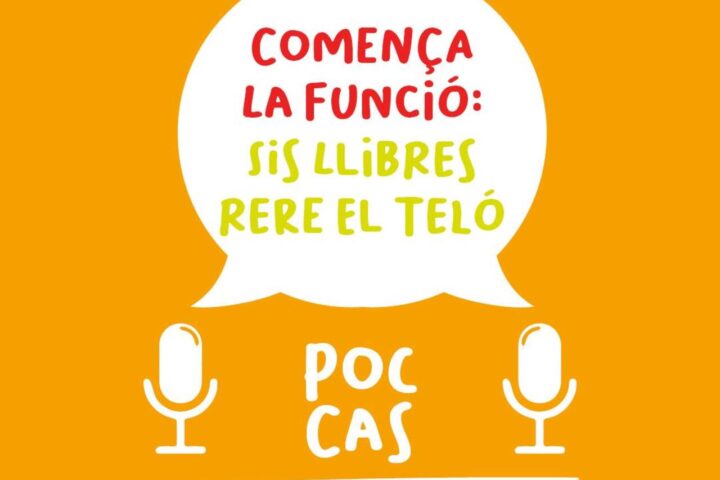 Comença la funció: sis llibres rere el teló