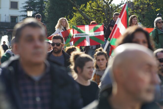 Protestes contra Felipe VI a Gernika: el perdó alemany deixa en evidència l’estat espanyol