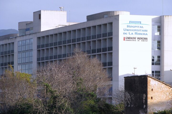 L'hospital de la Ribera, en una imatge d'arxiu (fotografia: Pablo Enzo).