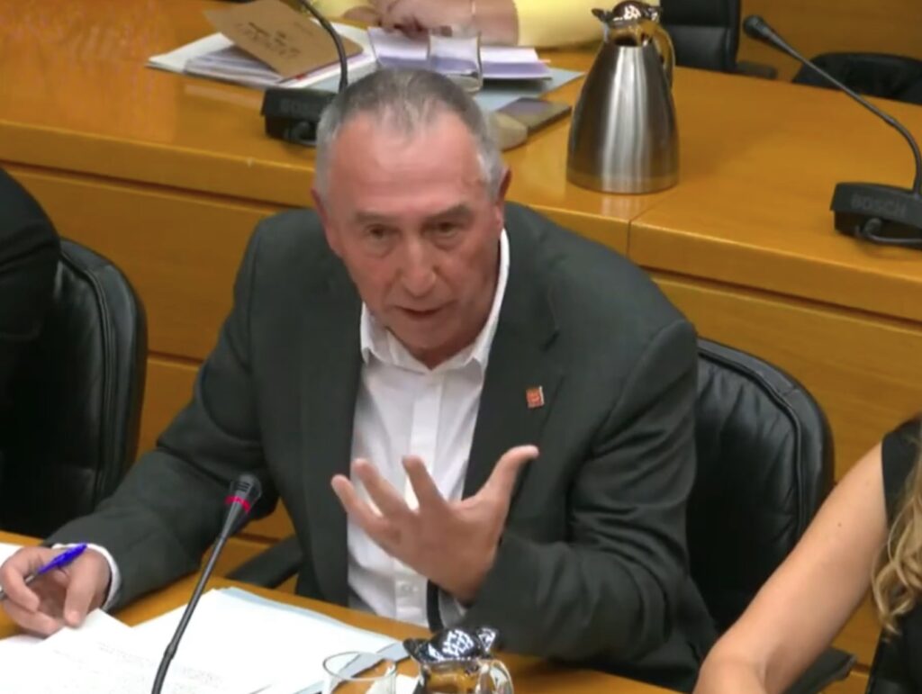 [VÍDEO] Baldoví, a Mazón: “Si estaves informat per què collons et vas quedar al reservat del Ventorro?”