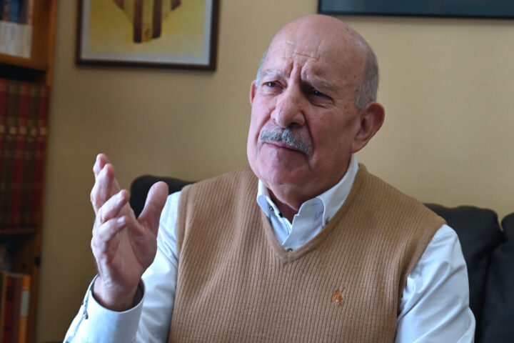 Josep Guia, a la casa de València, on va néixer i on encara viu (fotografia: ©PRATS i CAMPS).