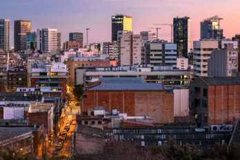 Vista de l'Hospitalet de Llobregat (fotografia: Jorge Fraganillo).
