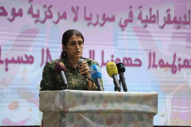 Rohilat Efrin: “Les YPJ no són una força militar i prou: són un projecte d’alliberament”