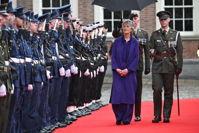 Catherine Connolly: Irlanda té una nova presidenta, que vol fer renéixer la llengua