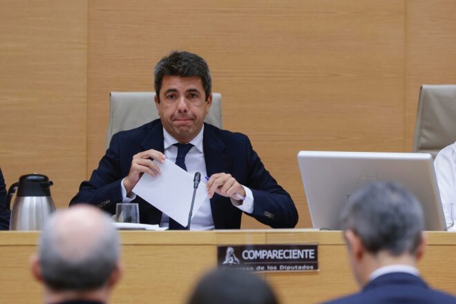 A la jutgessa se li acaba la paciència amb Mazón i l’adverteix del risc d’haver mentit