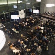 Un miler d’economistes catalans debaten sobre competitivitat