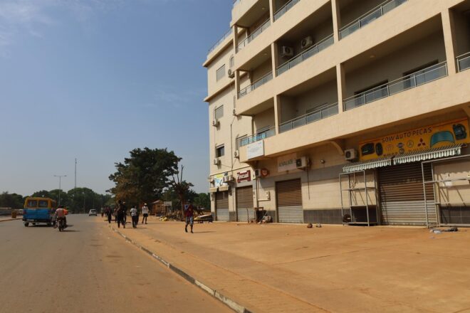 El cap de l’exèrcit assumeix la presidència interina de Guinea Bissau després del cop d’estat