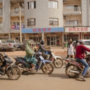 Al cor de Mali, la comunitat xinesa s’obre pas