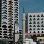 Albània, l’ex-reducte estalinista que es perfila per a entrar a la UE