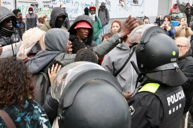 Dos relators de l’ONU condemnen el desallotjament del B9 i alerten que pot ser una greu violació dels drets humans