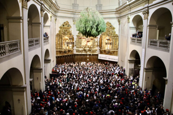 Centelles celebra una Festa del Pi amb més de 350 galejadors i 280 quilos de pólvora