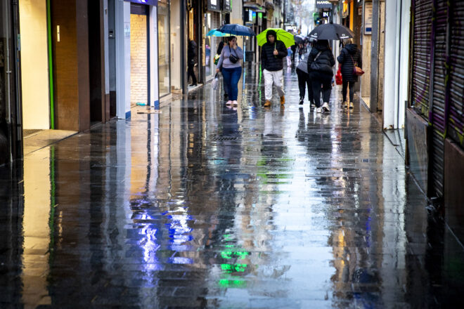 Pluja forta en alguns indrets, neu i temporal marítim intens per Nadal i Sant Esteve