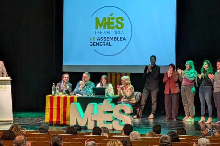 El coordinador general de MÉS per Mallorca, Lluís Apesteguia, durant la VII Assemblea General del partit.