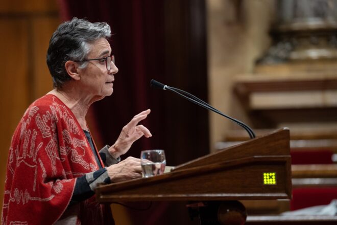 Salut recomana de dur màscara al transport públic davant l’epidèmia de grip