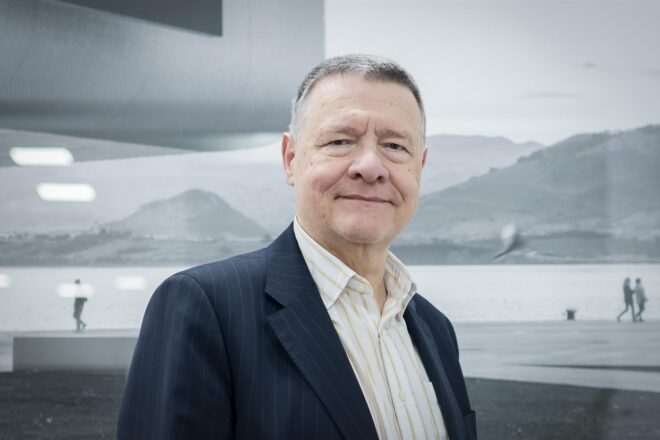 L’ex-ministre Jordi Sevilla mou fils contra Sánchez i la “podemització” del PSOE