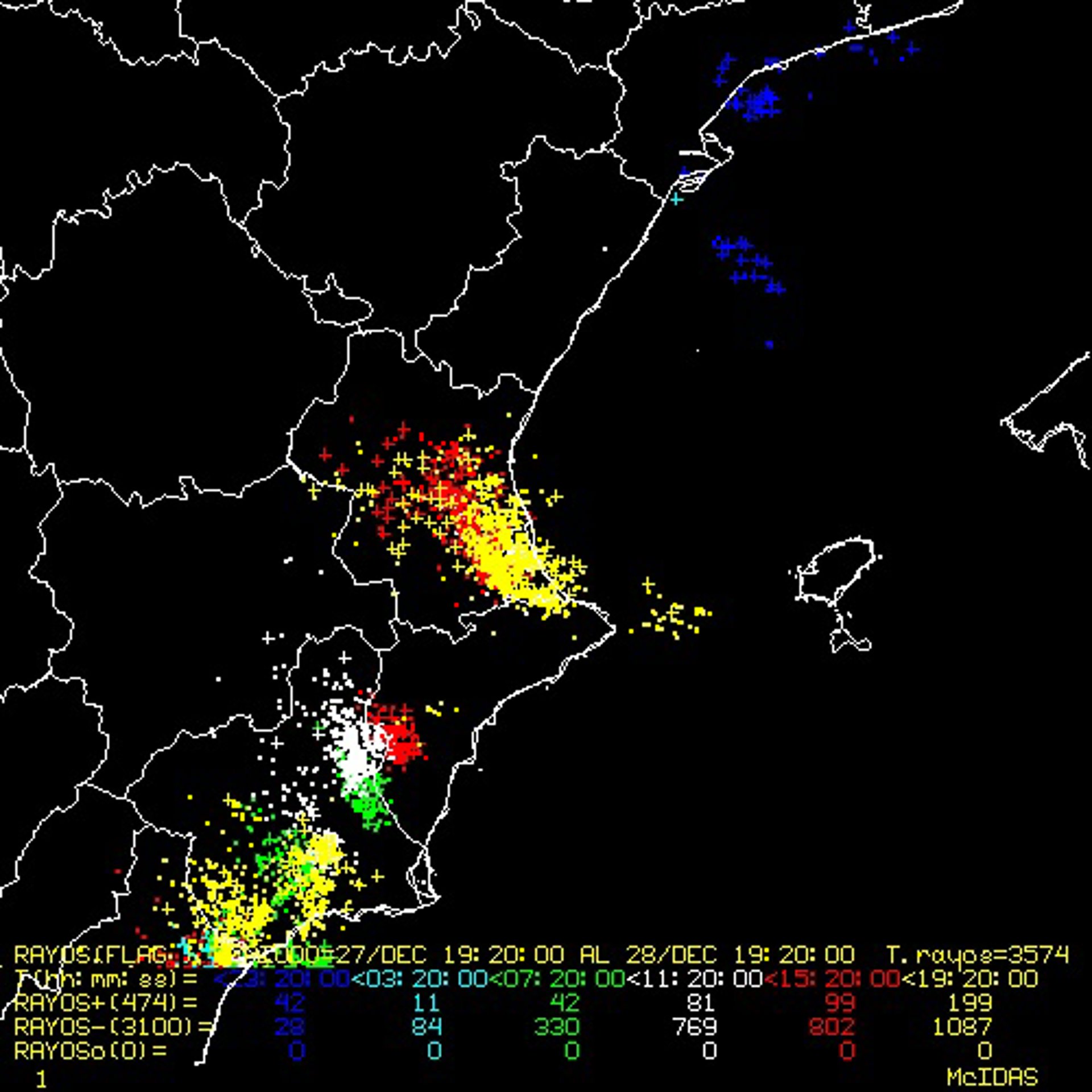 Aemet informa de 1.513 llamps caiguts al País Valencià aquest diumenge, una situació “absolutament extraordinària”.