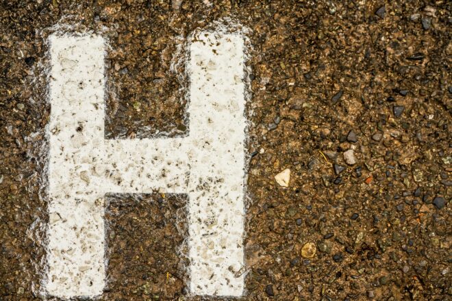 “Subasta” o “subhasta”? Un nou ‘Què sé jo?’ sobre l’ortografia de la hac