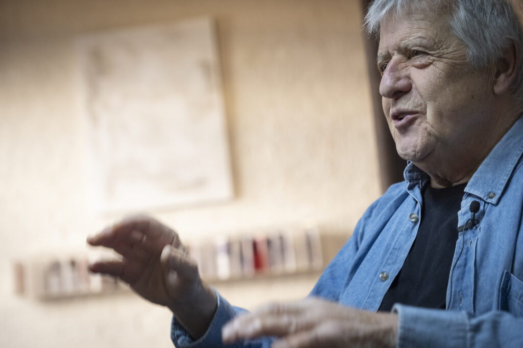 Sergio Pesutic, creador del llibre "La Hintel·ligència Militar" (Comanegra)