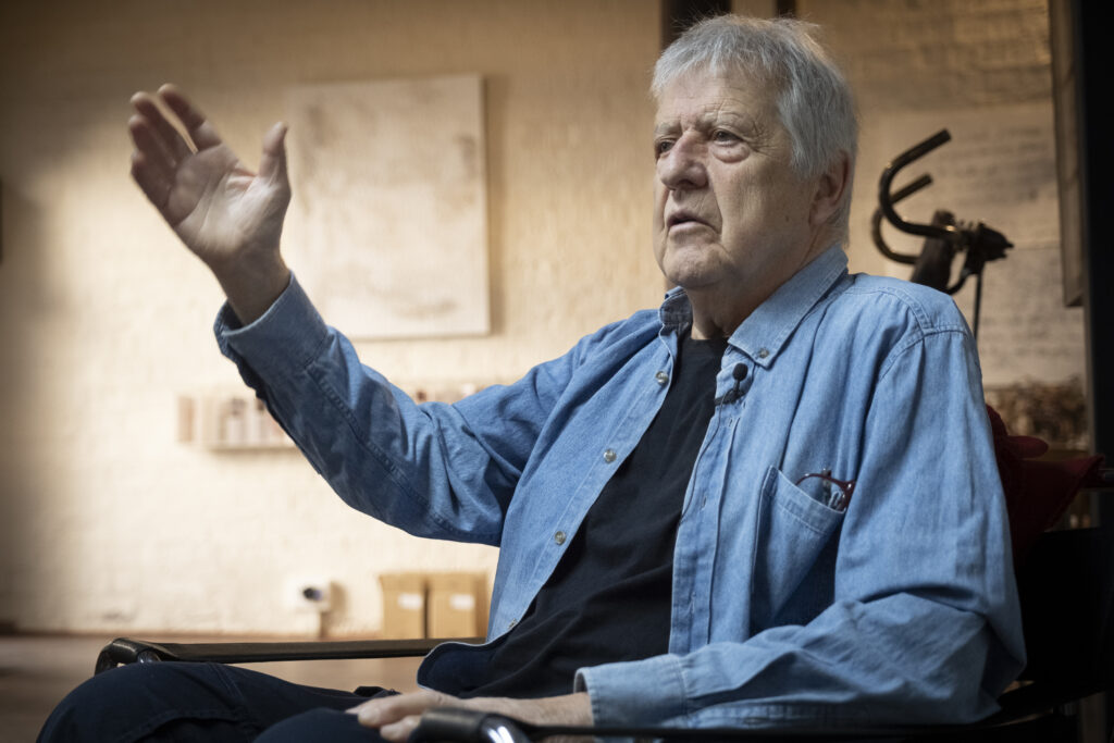 Sergio Pesutic, creador del llibre "La Hintel·ligència Militar" (Comanegra)