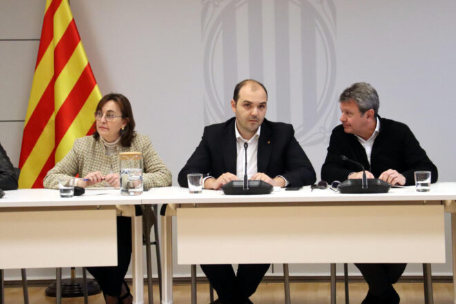 Augmenta la pressió perquè hi hagi dimissions a la Generalitat i al govern espanyol