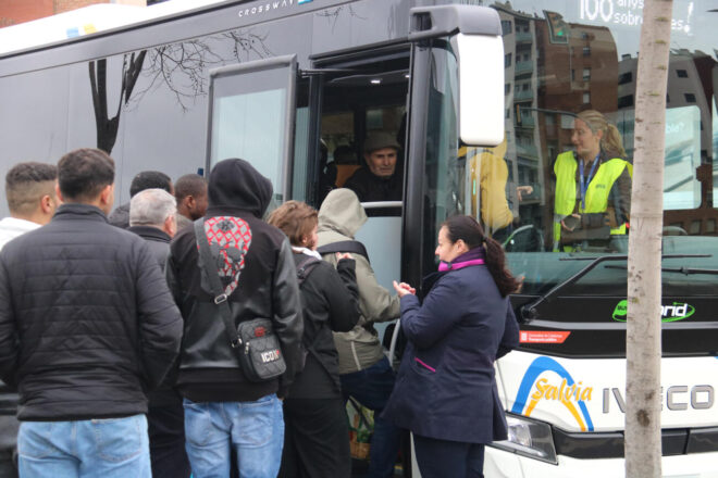 Usuaris reclamen la represa immediata del servei de Rodalia als trams segurs