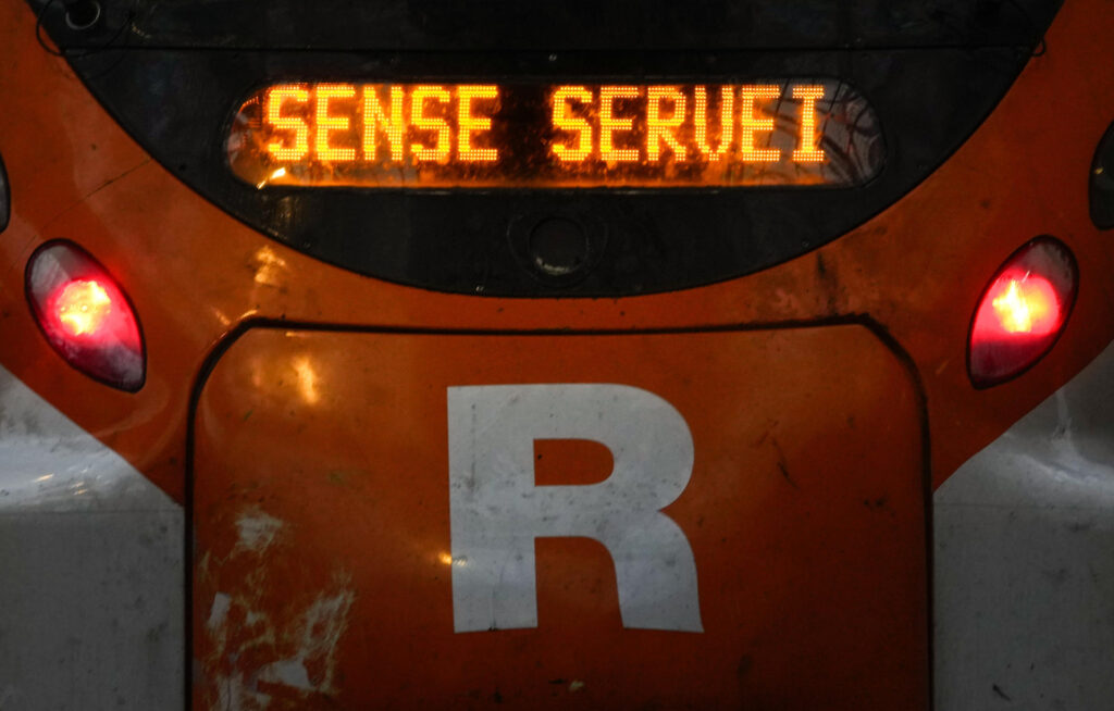 Els trens no circularan entre Figueres i Portbou i entre Vic i Ripoll avui diumenge pel temporal