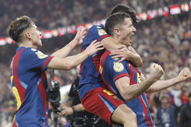 El Barça de Flick li guanya la tercera final seguida al Madrid