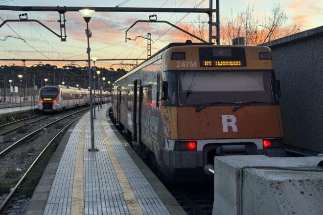 Retards a la R2 Sud i la R4 de Rodalia per incidències a la infrastructura