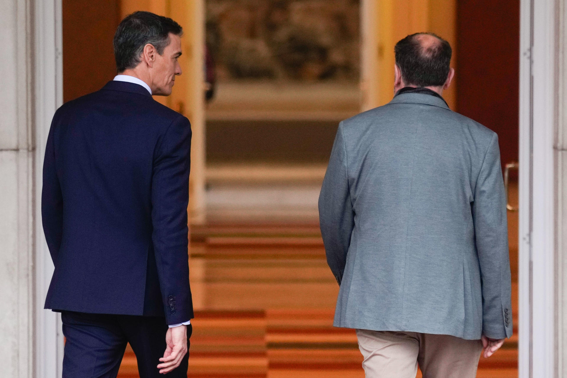 Pedro Sánchez i Oriol Junqueras, reunits la setmana passada a la Moncloa (fotografia: EFE / Borja Sánchez).