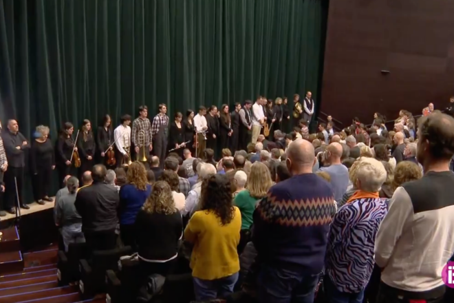 “Vola amunt, Miguel Ángel”: minut de silenci colpidor pel jove mort en l’esfondrament a Manacor