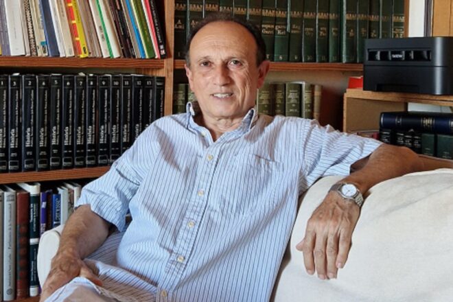 El filòleg Gabriel Bibiloni denuncia una vulneració de drets lingüístics a un Leroy Merlin