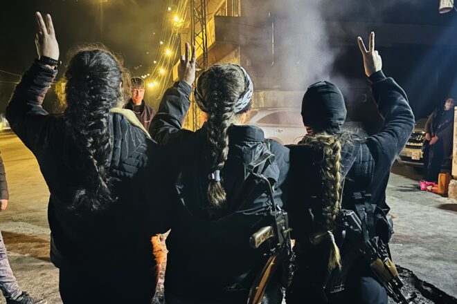 Rojava: la defensa comença al carrer i el barri esdevé frontera