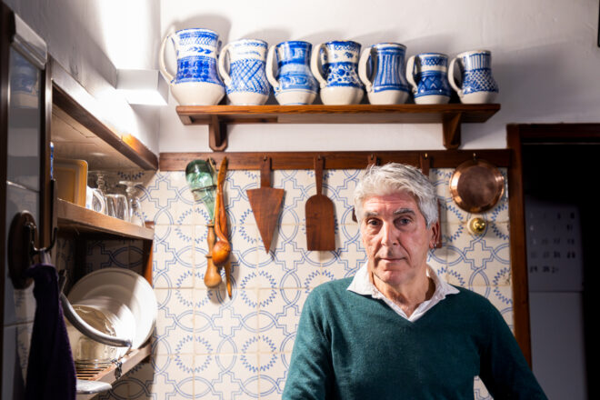 Mateu Coll: “He volgut diluir passat i present en un sol temps verbal”