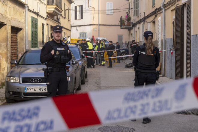 Un noi mort i un menor ferit greu en l’esfondrament d’un sostre a Manacor