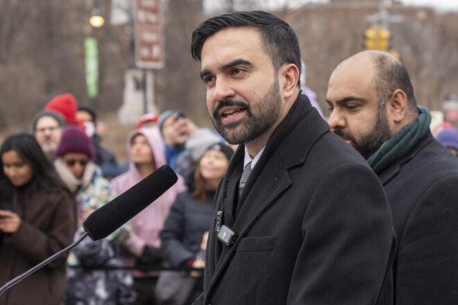 Mamdani diu que Trump vulnera les lleis internacionals i nord-americanes amb l’atac contra Veneçuela