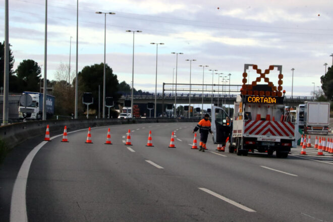 Trànsit confia que la AP-7 en sentit sud reobri totalment el 9 de febrer