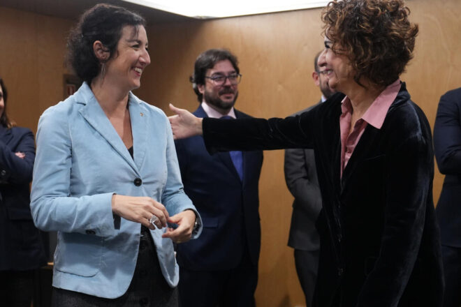 Montero diu que l’adscripció al nou model de finançament serà voluntària