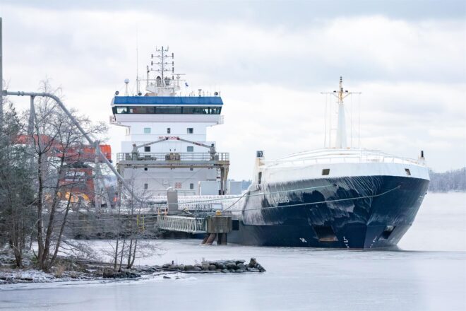 Finlàndia confisca un vaixell sospitós d’haver danyat un cable submarí al Bàltic